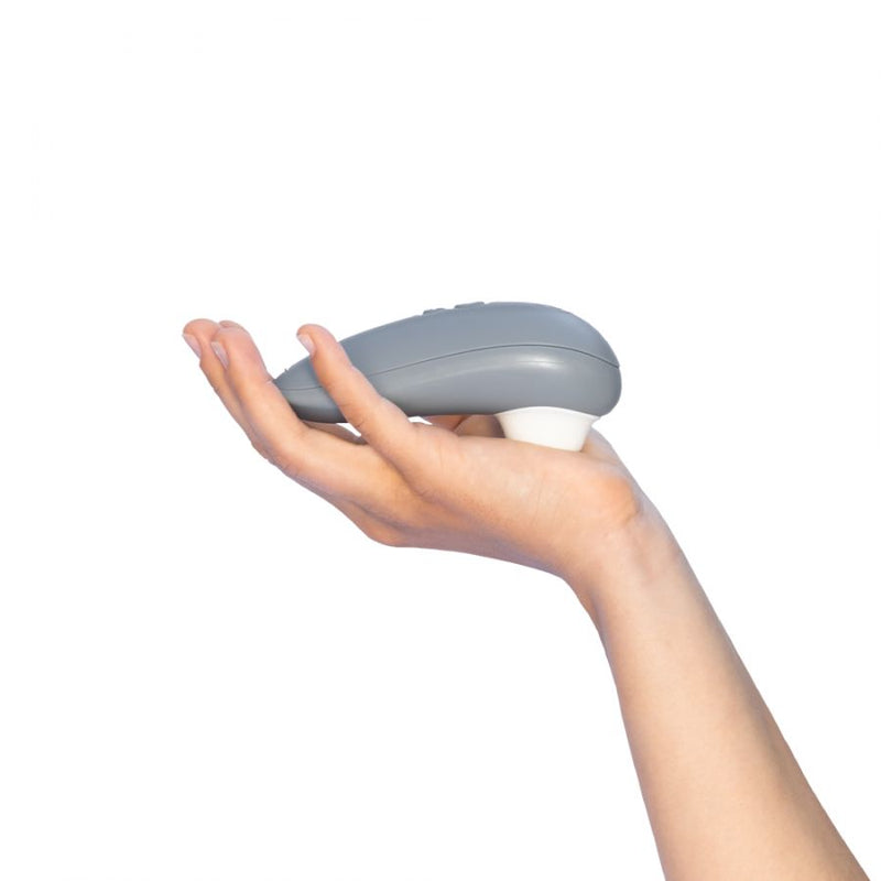 Silicone Rechargeable Clitoral Stimulator: Womanizer Starlet 3